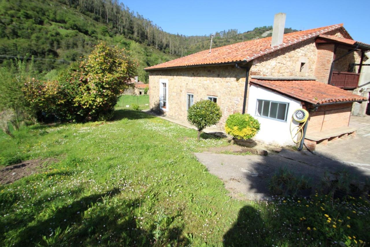 Villa “La Casa Del Guarda” Treceño Exterior foto